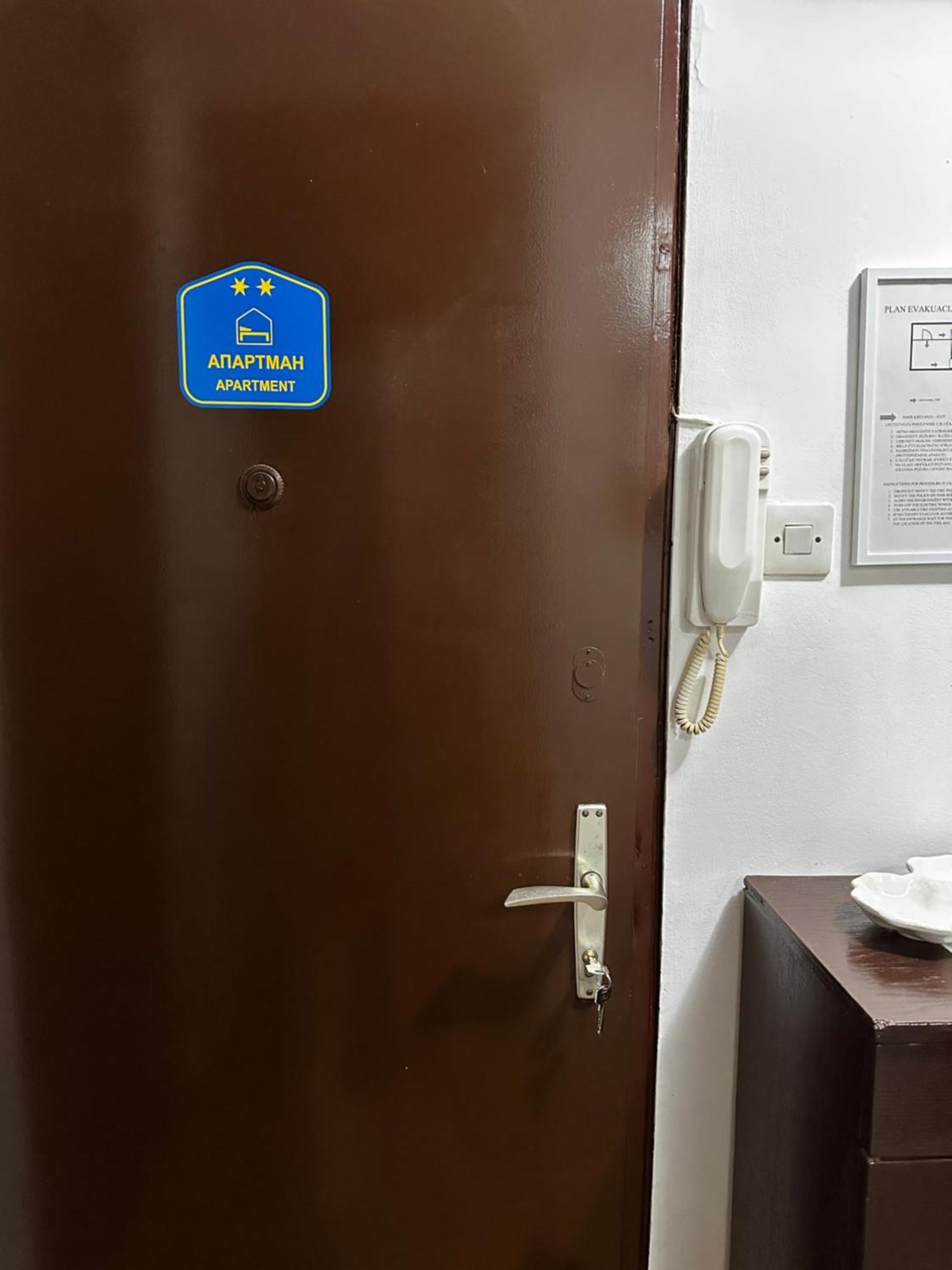 Tamaris Apartment Суботиця Екстер'єр фото